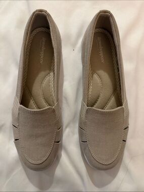 Grasshopper Janis Fisherman Chambray Neutral Taupe Slip-On Shoes.  Size 8W
